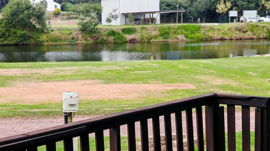 2 Bedroom Property for Sale in Groot Brakrivier Central Western Cape